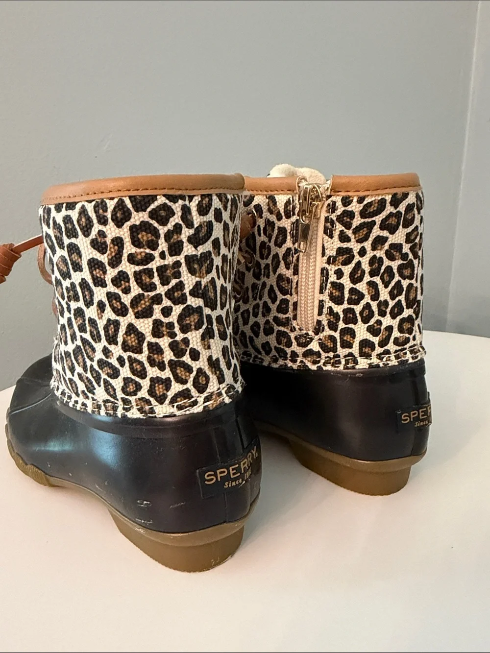 Sperry never worn